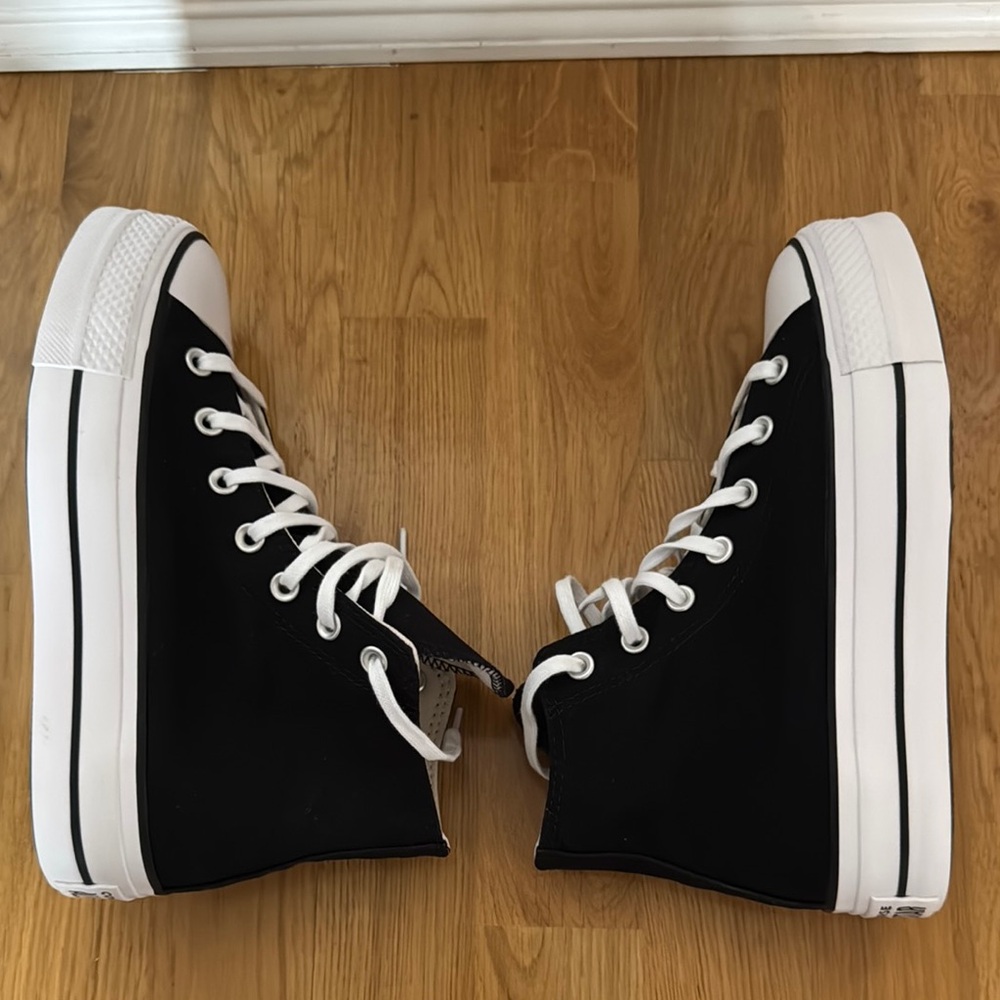 Converse Black and White Platform High-Tops - Picture 8 of 9